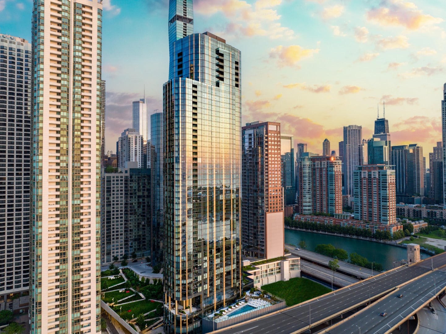 211 N Harbor Drive 2607 — photo