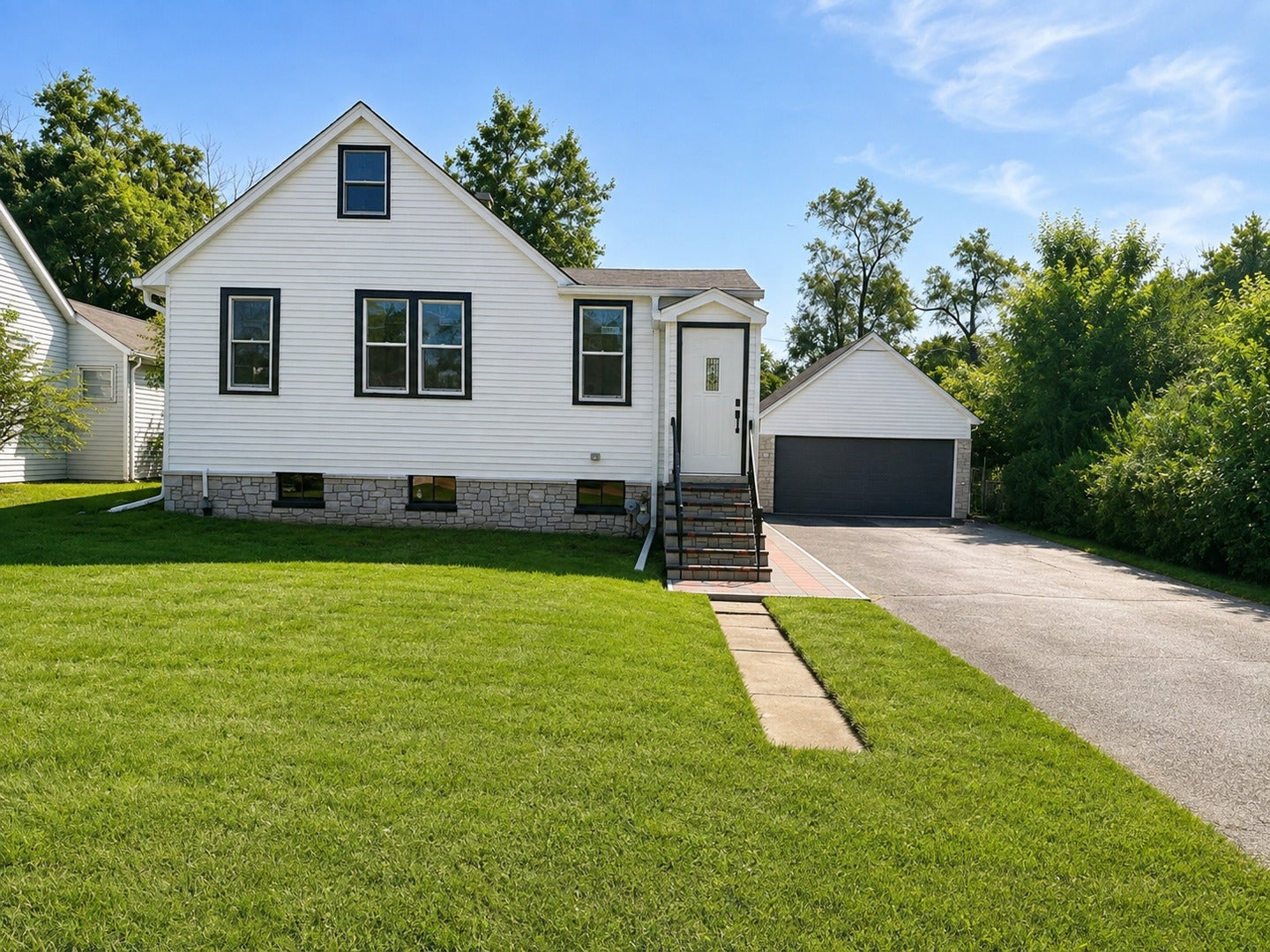 211 N Graylynn Drive — photo