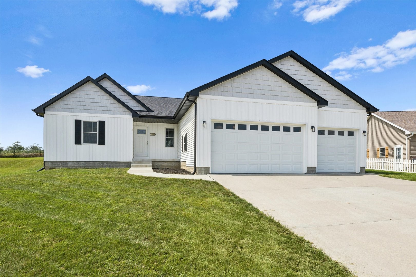 3548 Tower Court — photo