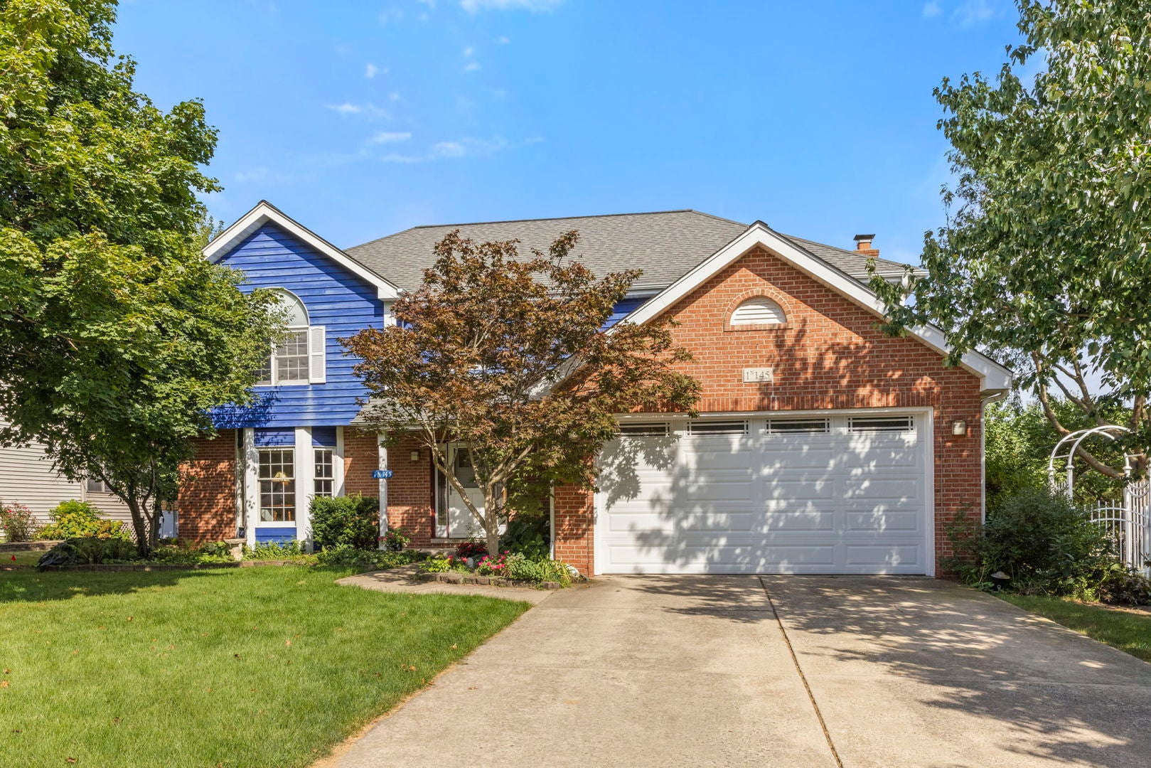 1N145 Glenrise Court — photo