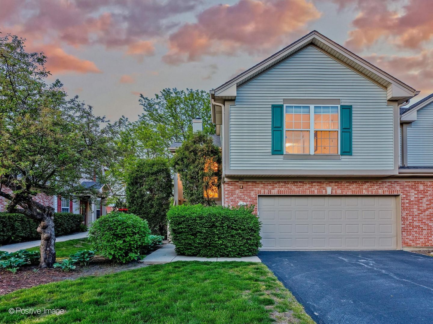 121 Commons Court — photo