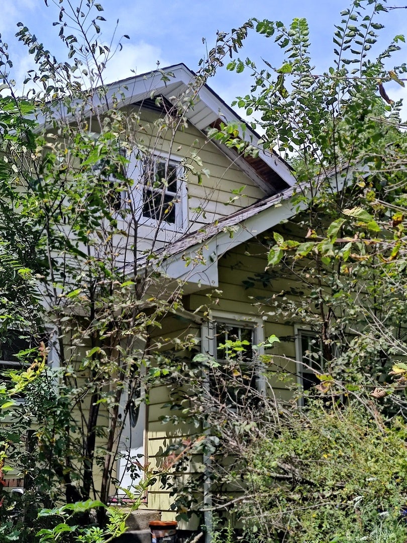 10802 W York House Road — photo