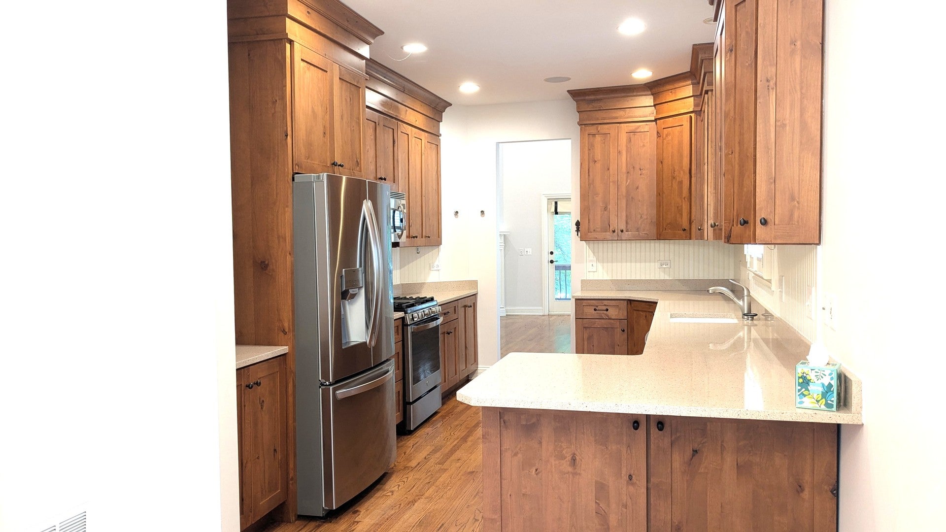 Home in Lisle, IL 60532 — photo 2