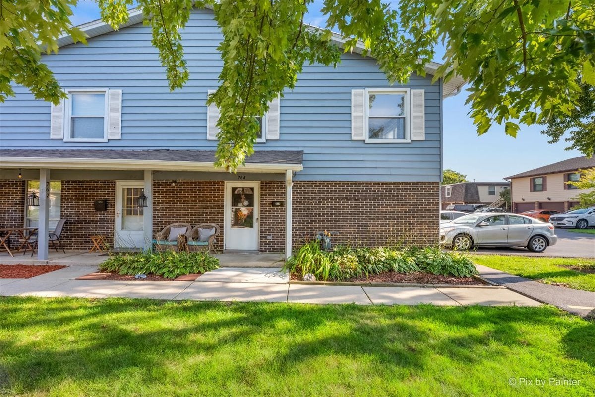 764 Gloucester Drive 764 — photo