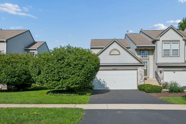 3323 Bromley Lane 3323 — photo