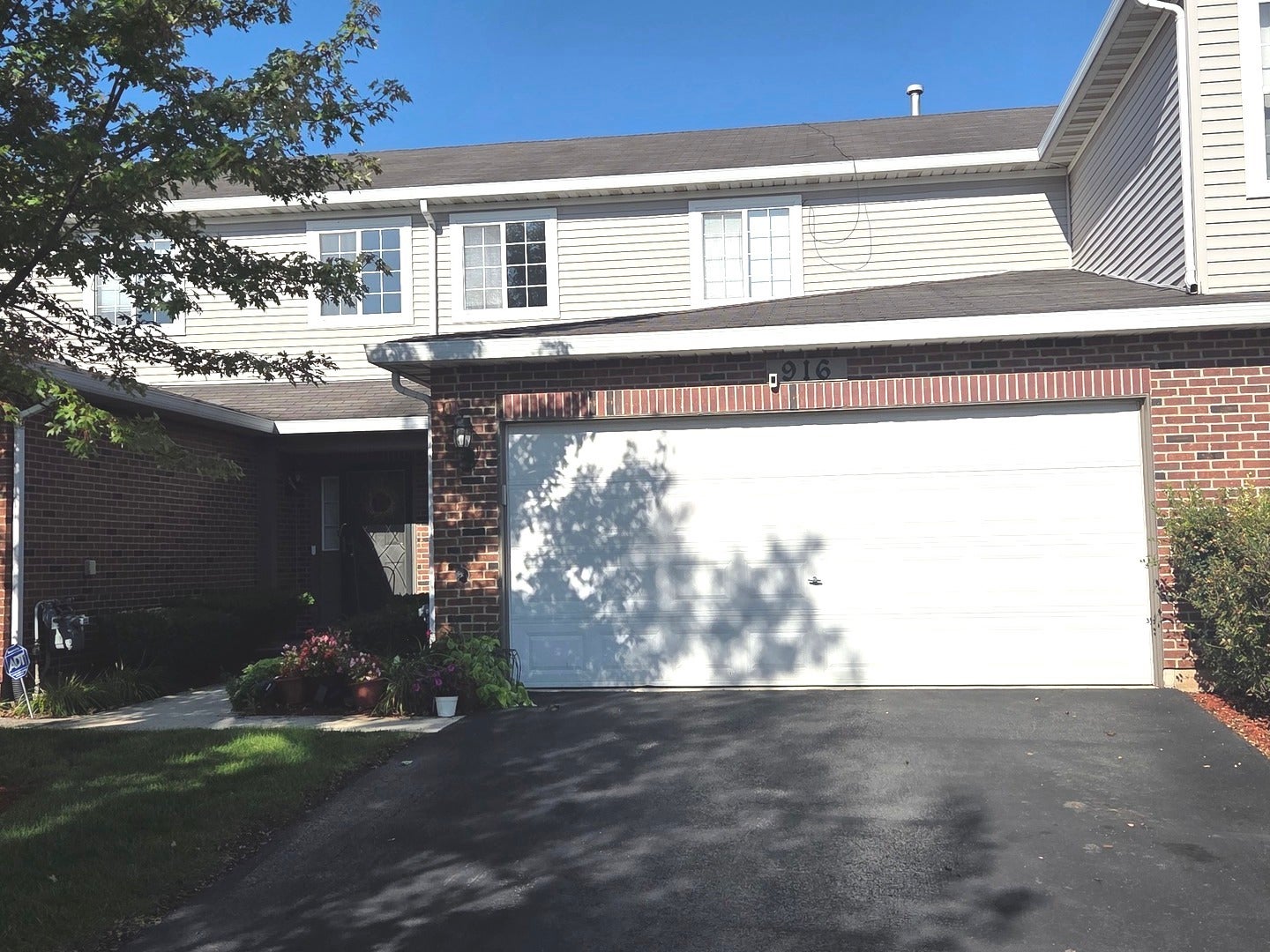 916 Berry Path Trail — photo