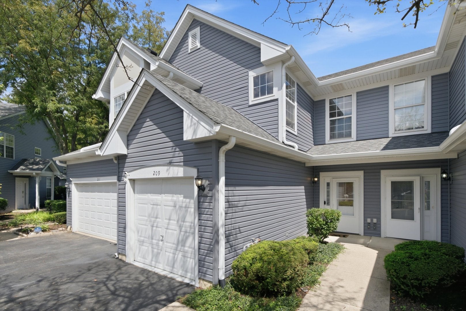 209 Oxford Court — photo