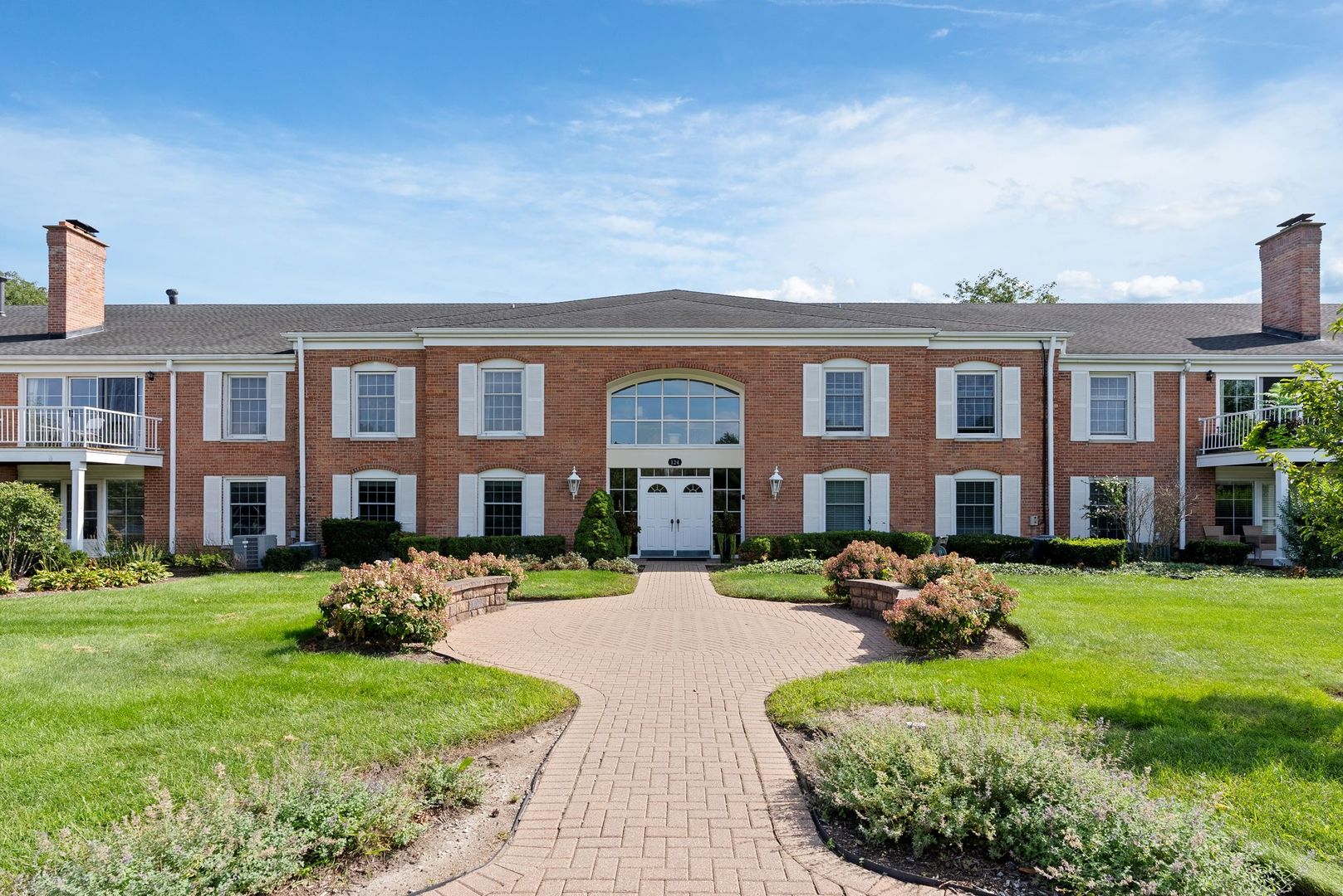 124 Carriage Way Drive 209B — photo