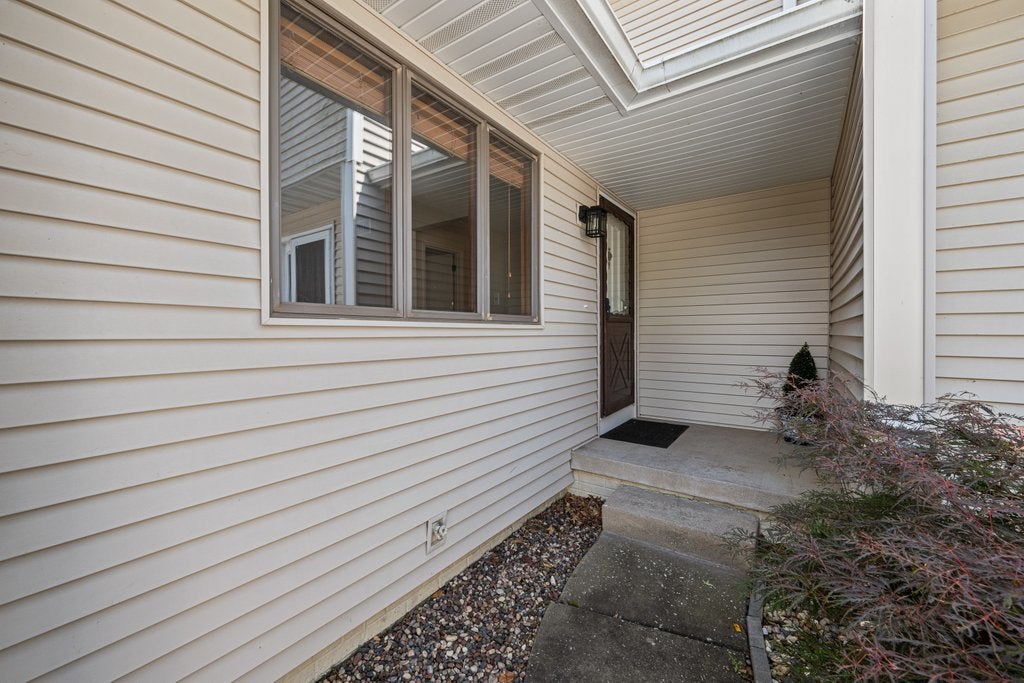 3283 Johnathan Avenue 3283 — photo