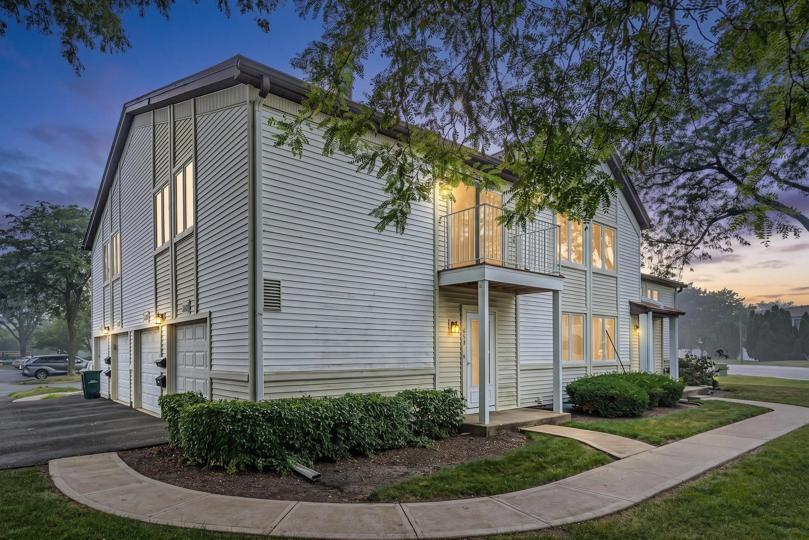 608 Inverrary Lane 608 — photo