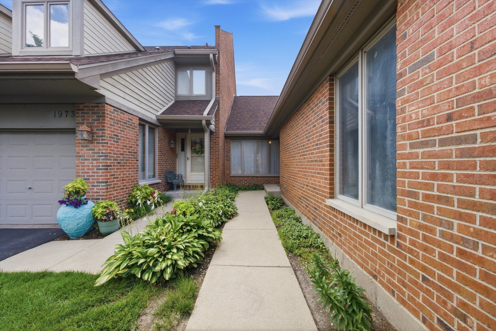 Home in Northbrook, IL 60062 — photo 3