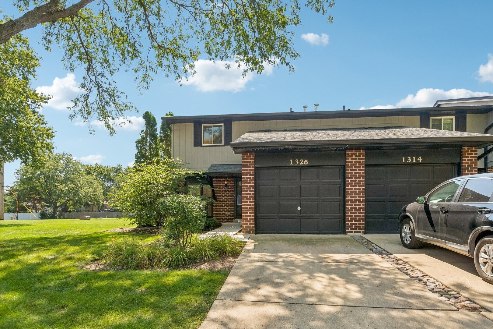1326 Loughborough Court — photo