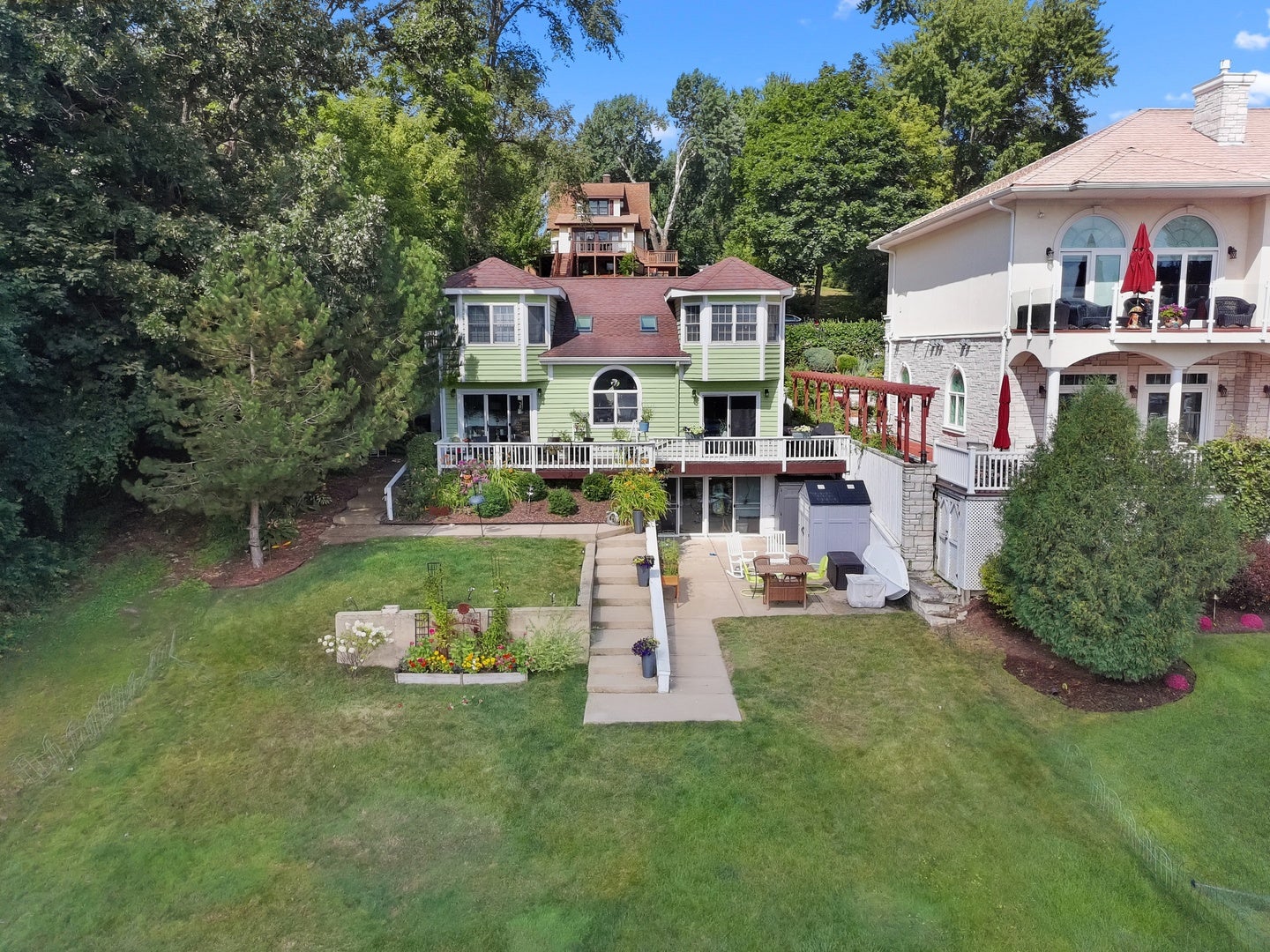 5102 W Lake Shore Drive — photo