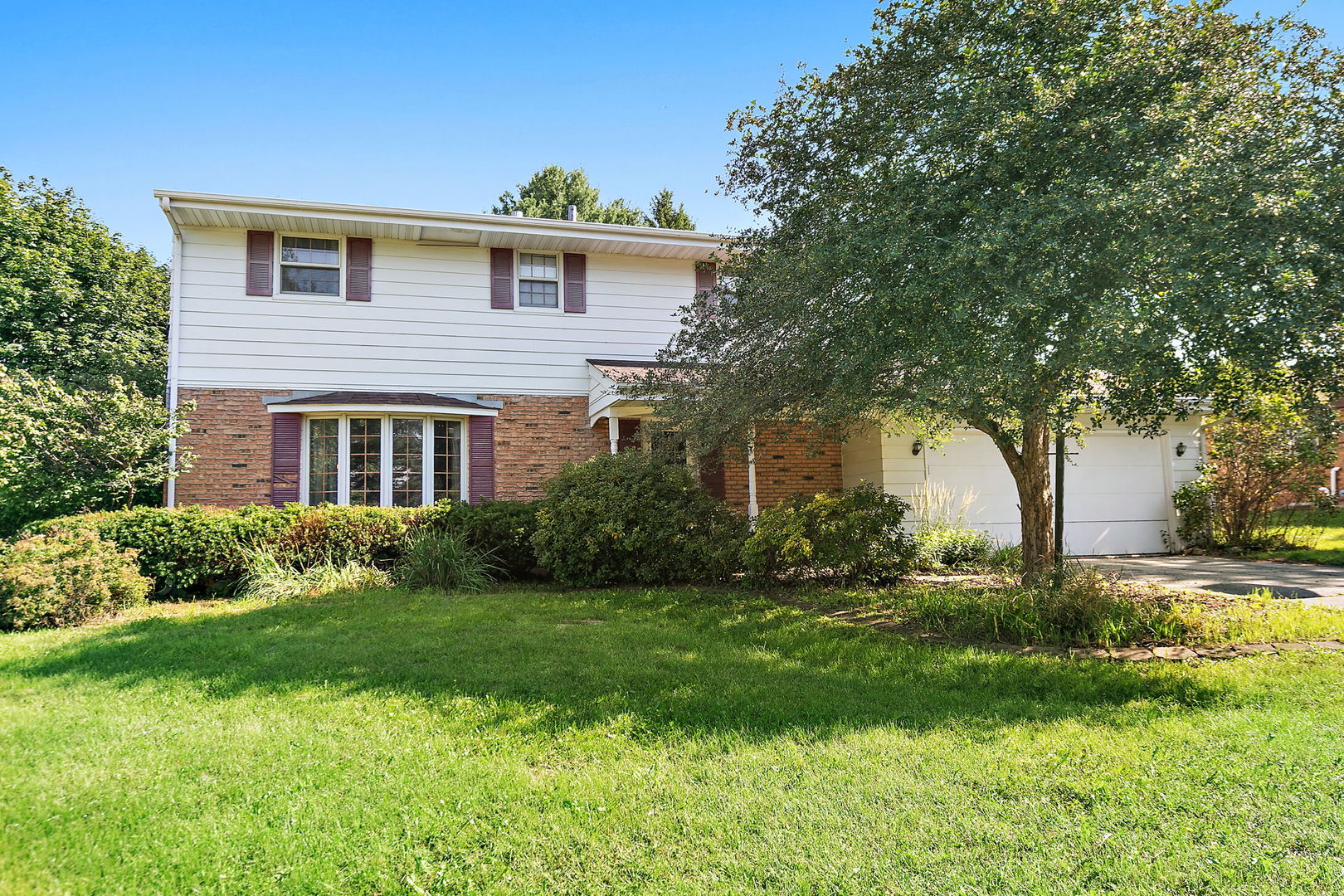 5848 Weymouth Drive — photo