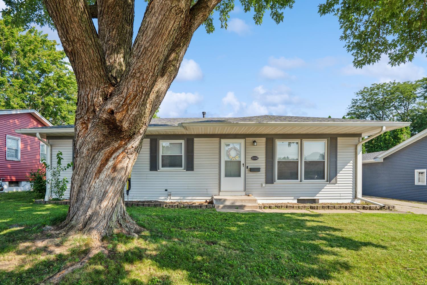 3236 W Dover Court — photo