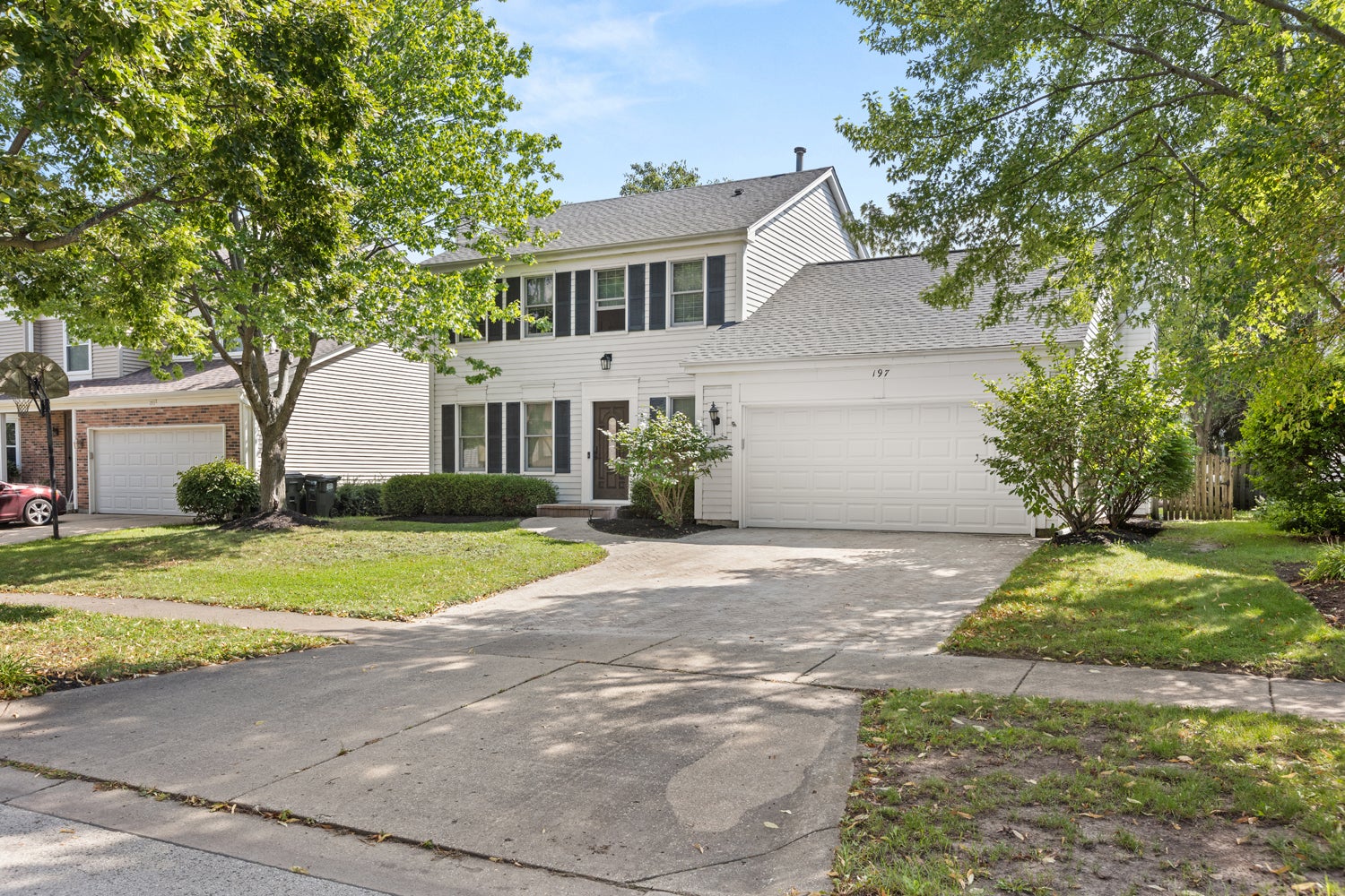 197 Knightsbridge Drive — photo