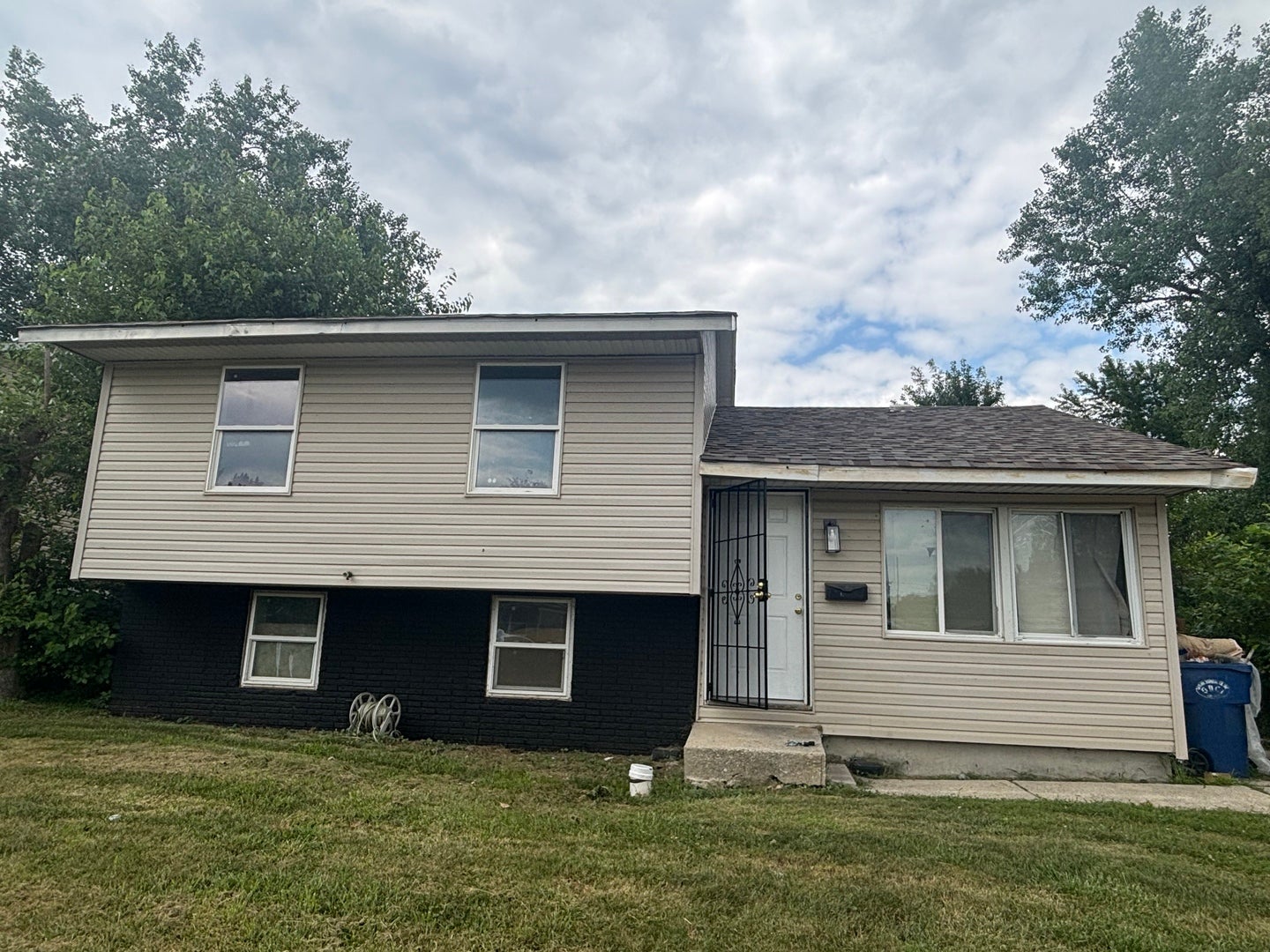 1436 Congress Lane — photo