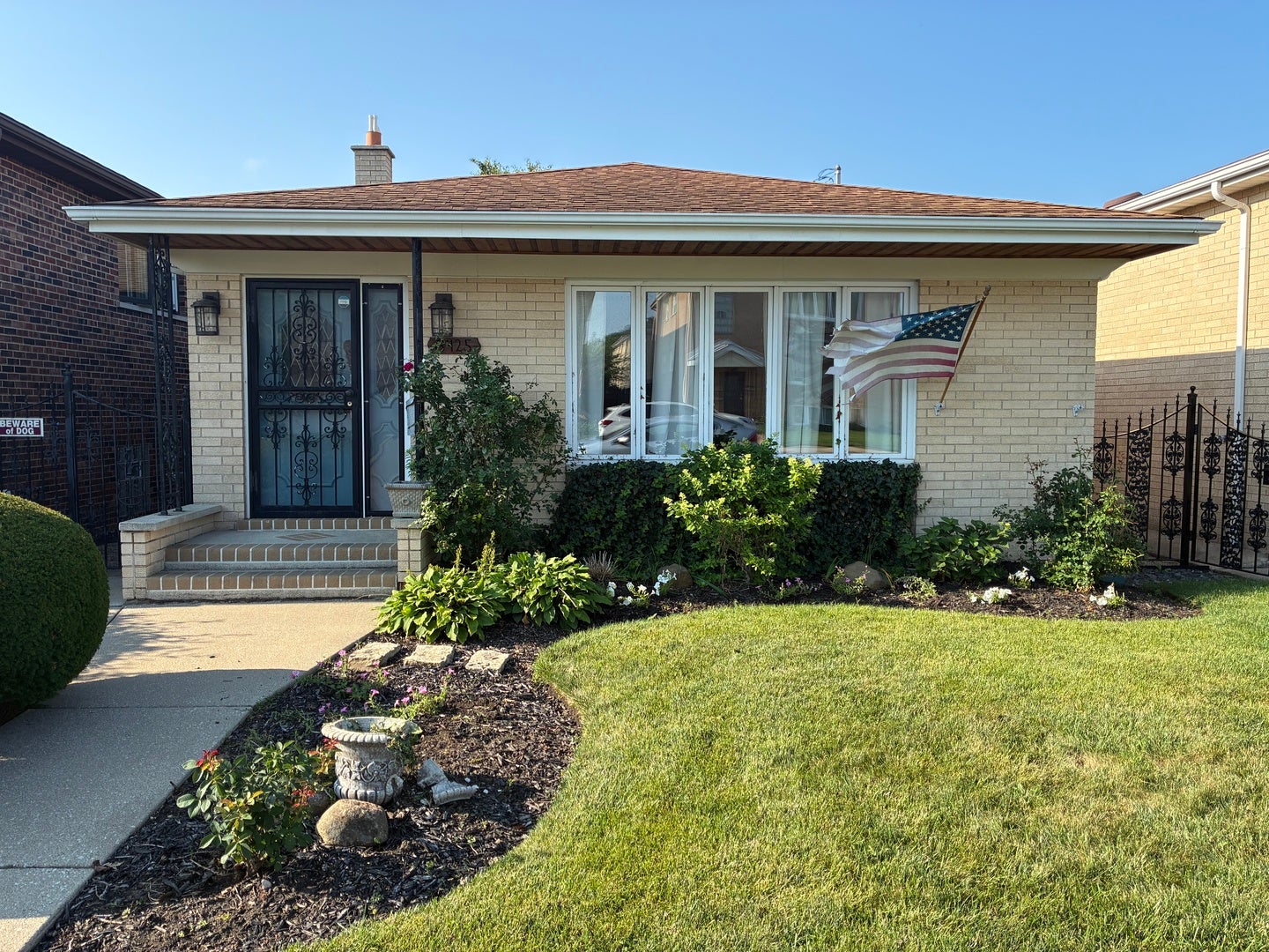 8425 W Castle Island Avenue — photo