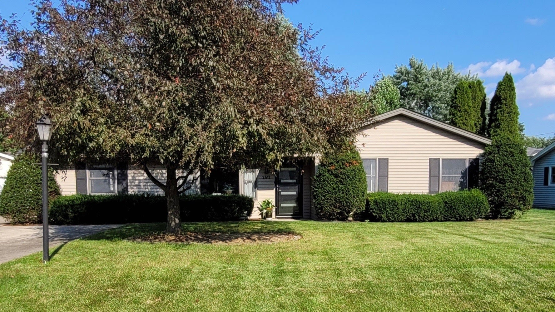 2412 Westline Drive — photo