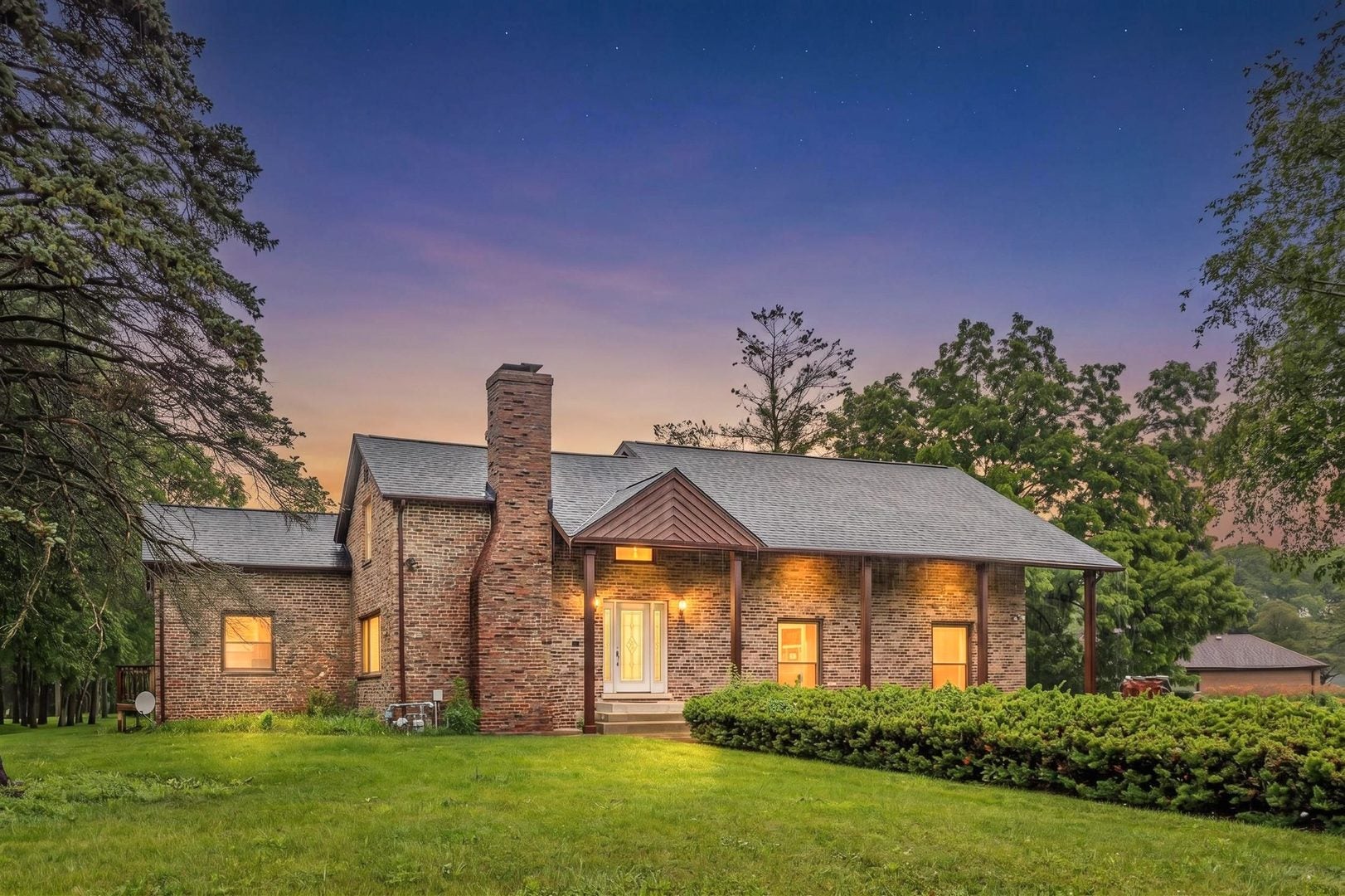 2330 Coach Road — photo