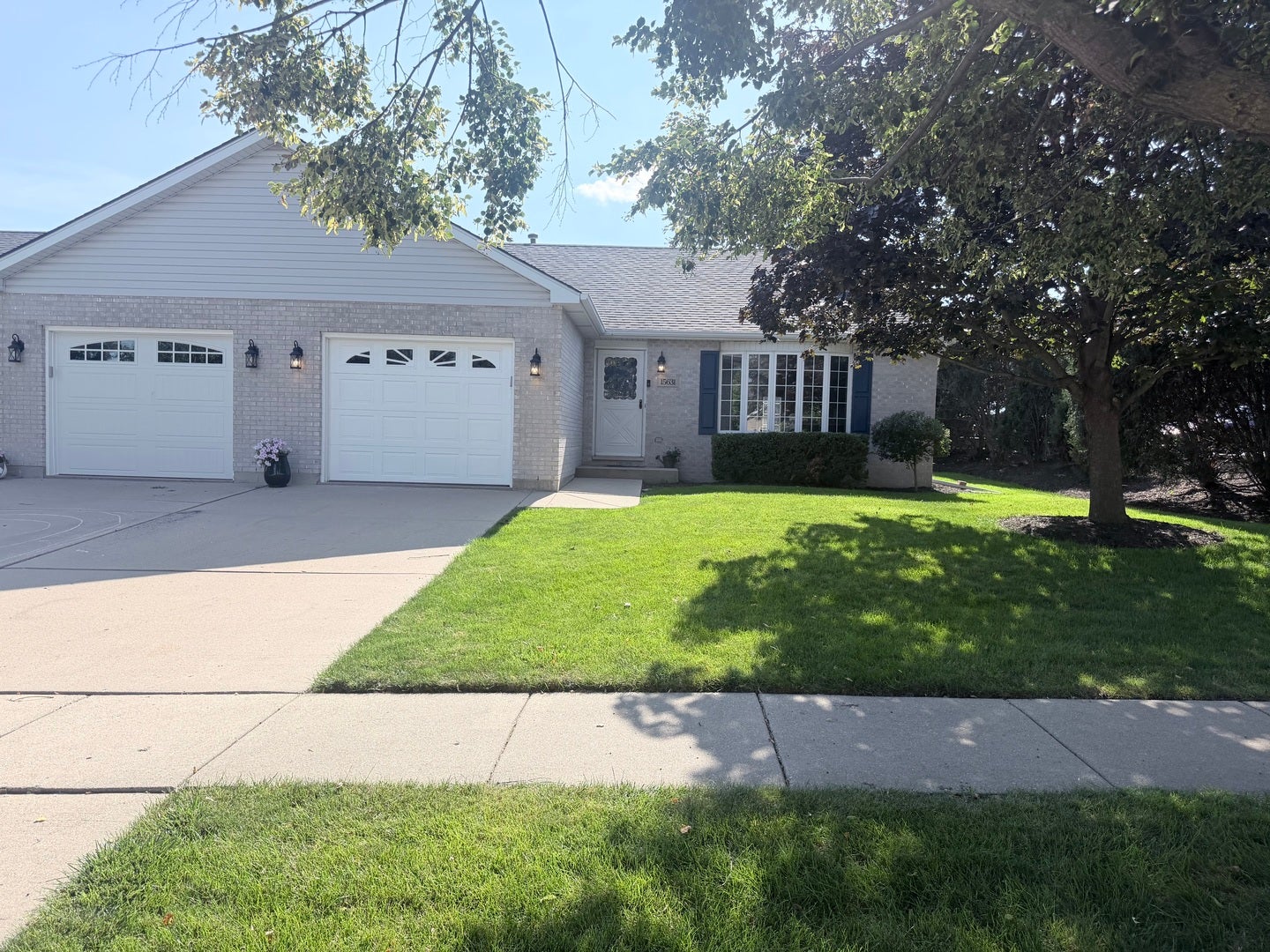 15631 W Waterford Lane — photo