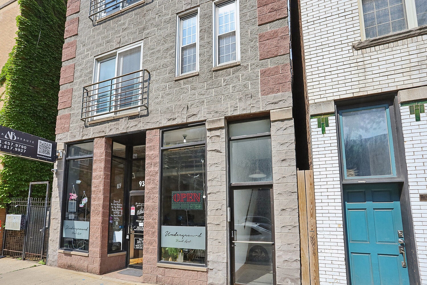 938 N Damen Avenue 3F — photo