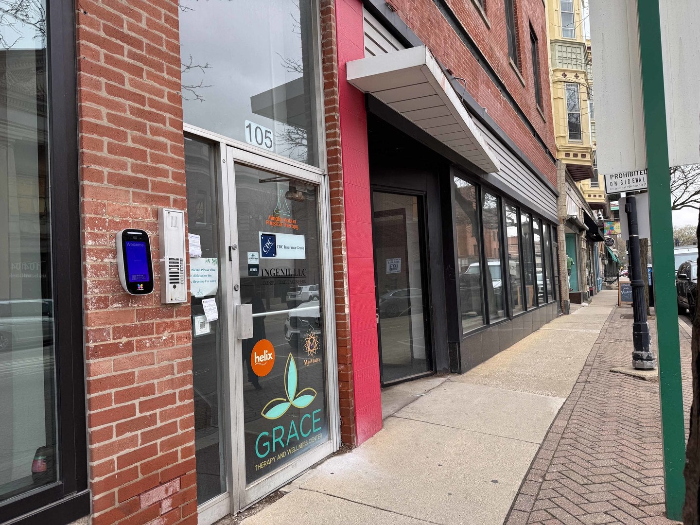 105 N Oak Park Avenue 2C — photo