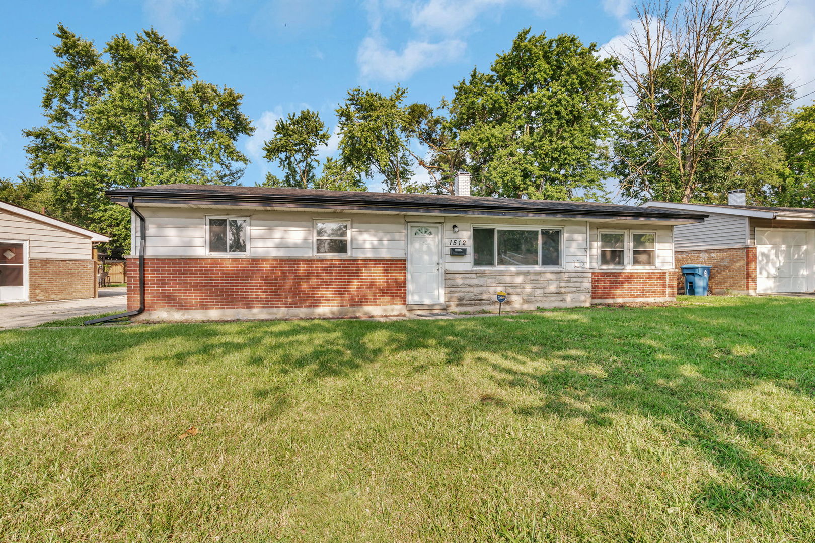 1512 Lincoln Place — photo