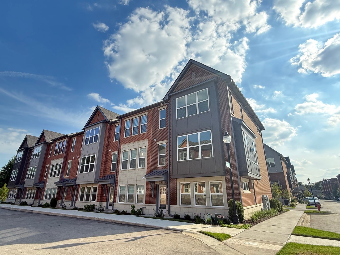 1191 Gateway Court — photo