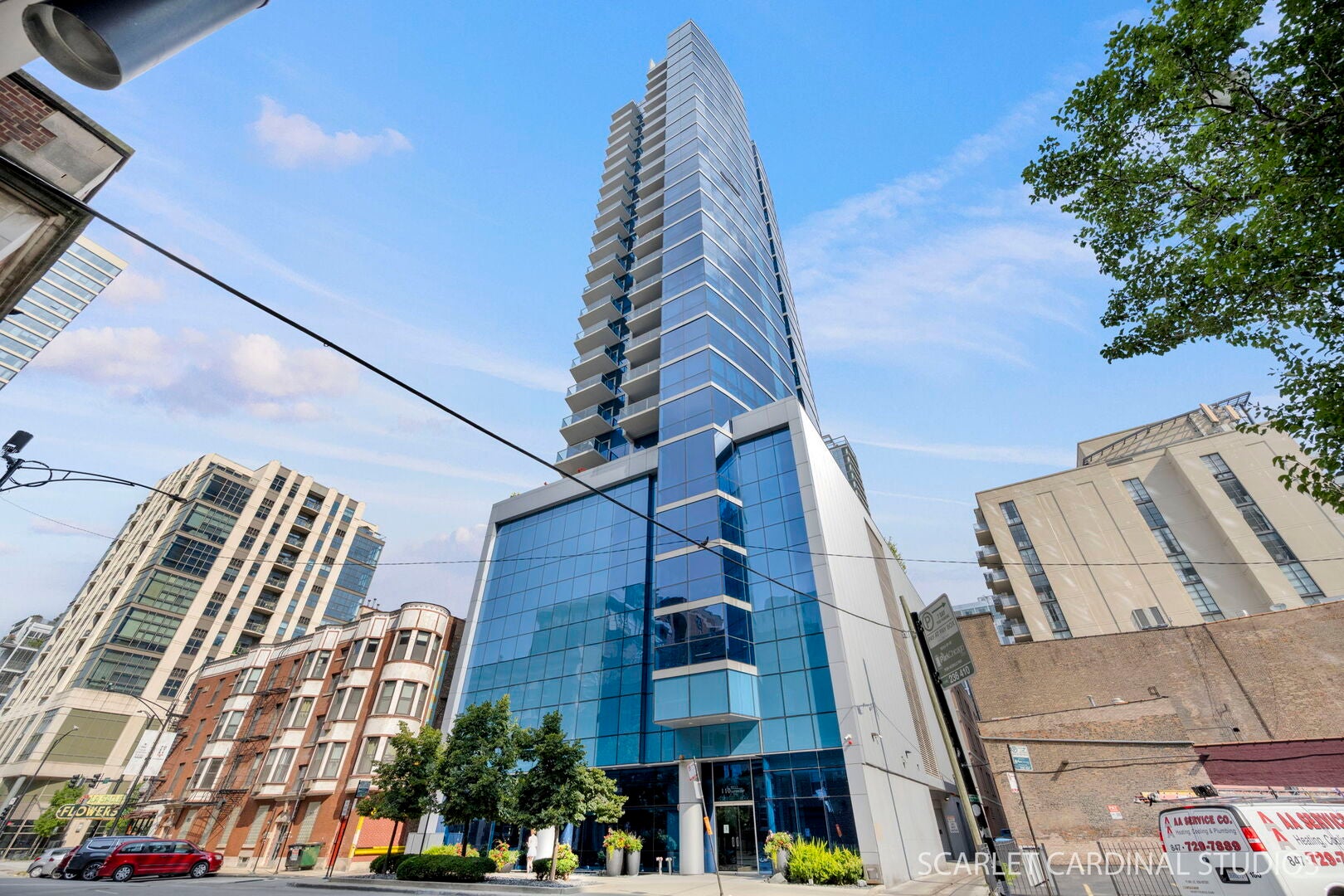 110 W Superior Street 1501 — photo