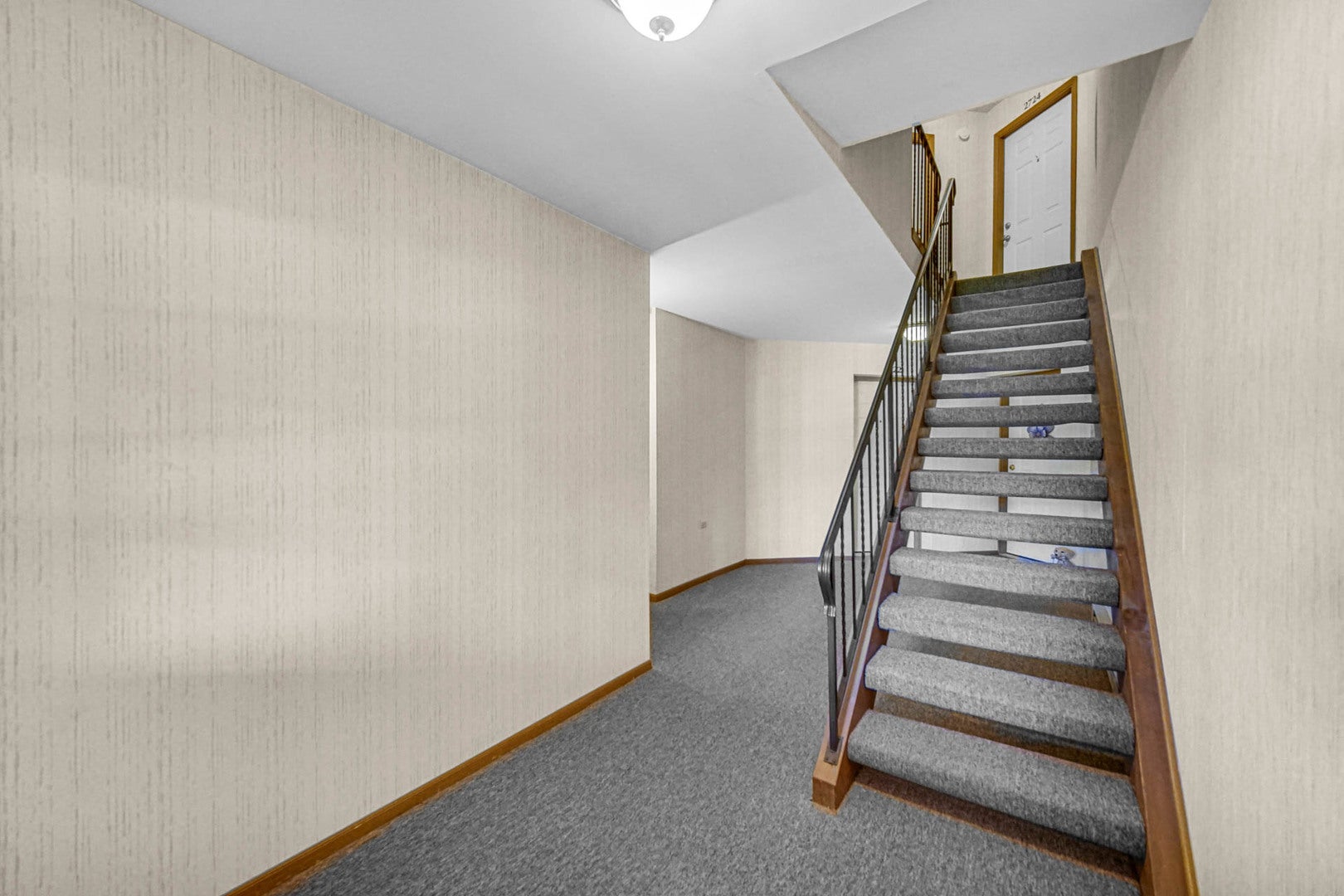 2726 HARBOR Drive 2726 — photo 3