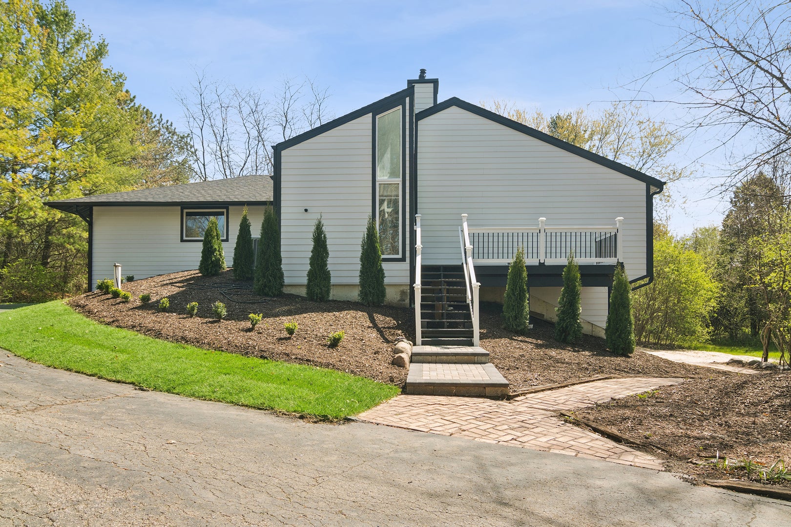 6739 Lakeridge Drive — photo