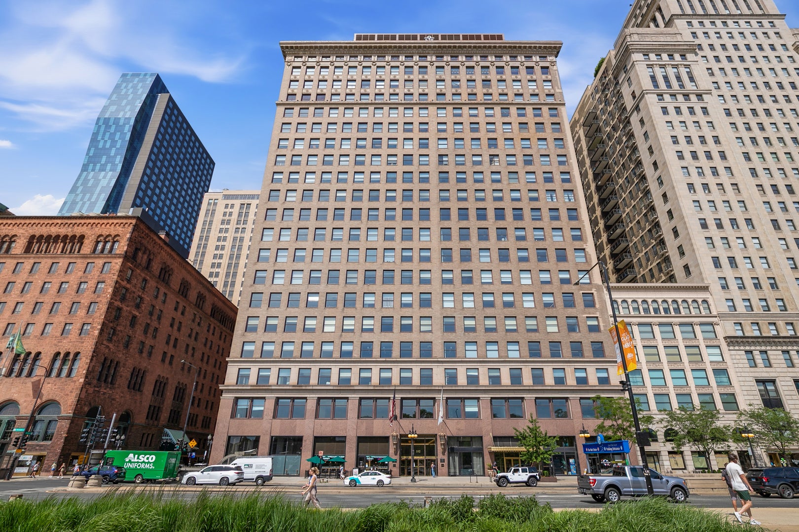 330 S Michigan Avenue 1601 — photo