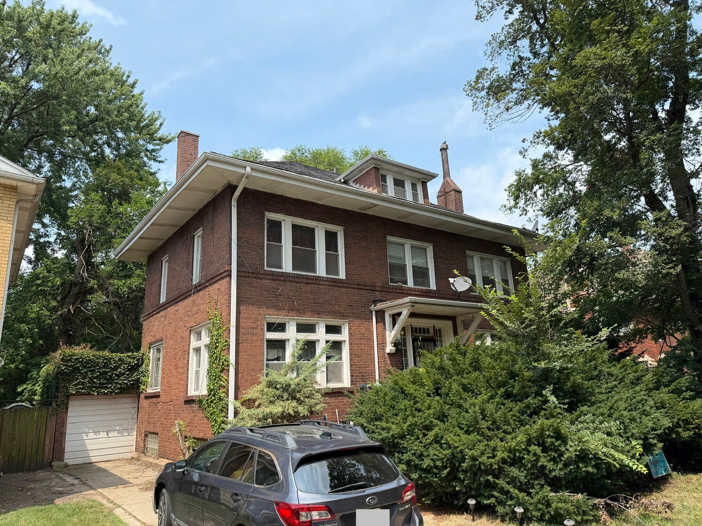 7022 S Constance Avenue — photo