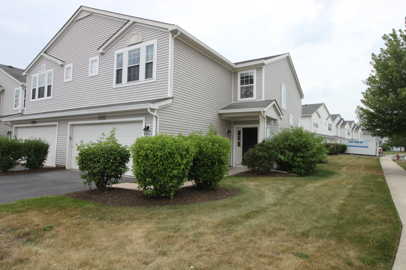 6901 Creekside Drive — photo