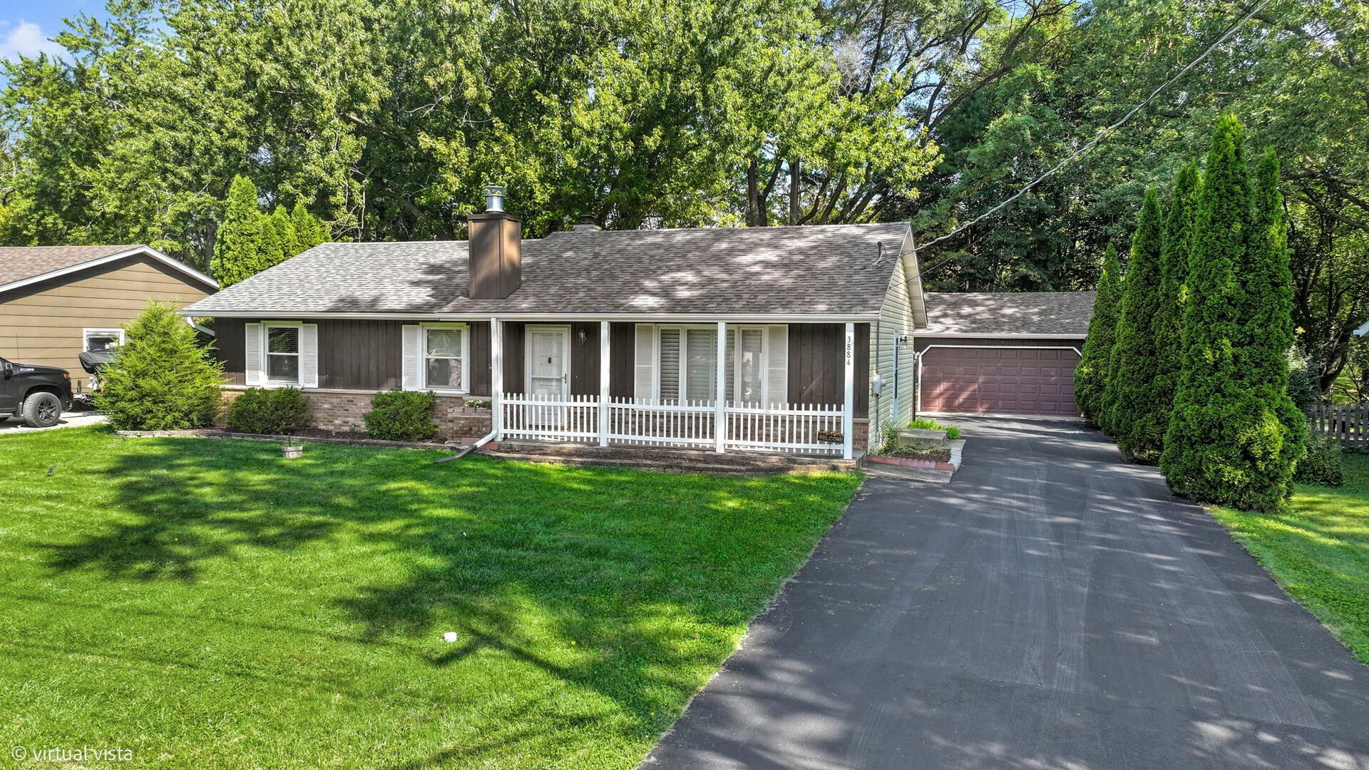 3884 Woodlawn Avenue — photo