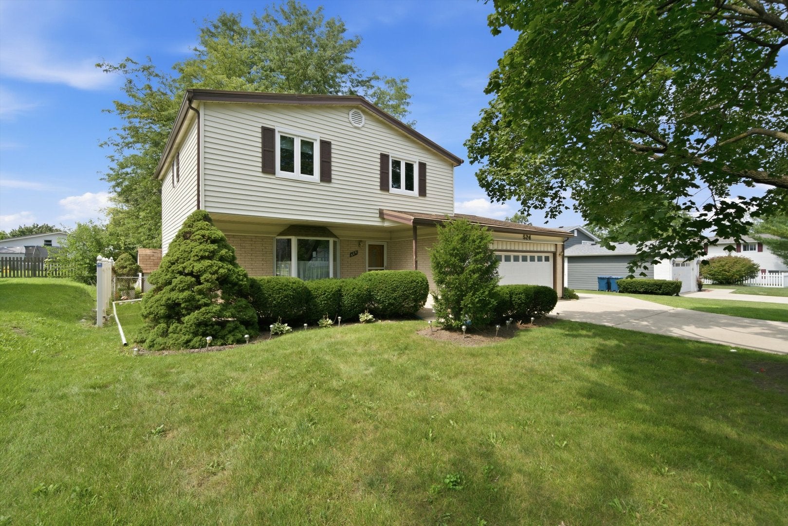 524 Hingham Lane — photo