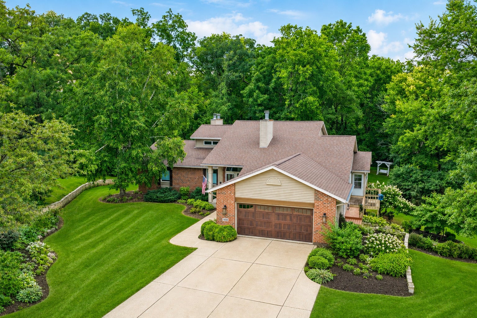 1669 Barberry Circle — photo