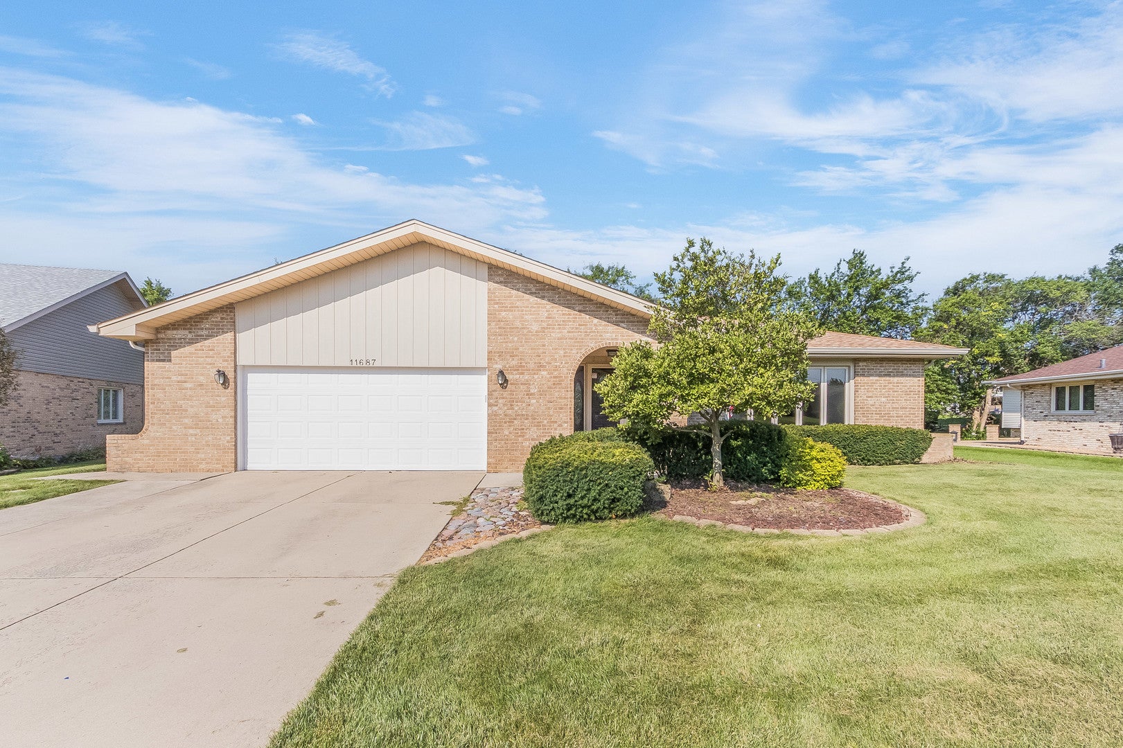 11687 Valley Brook Drive — photo
