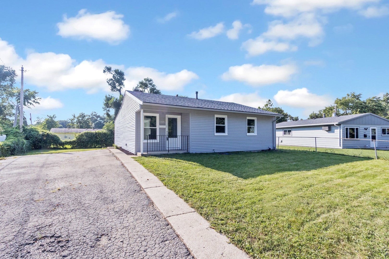 1205 Gage Court — photo