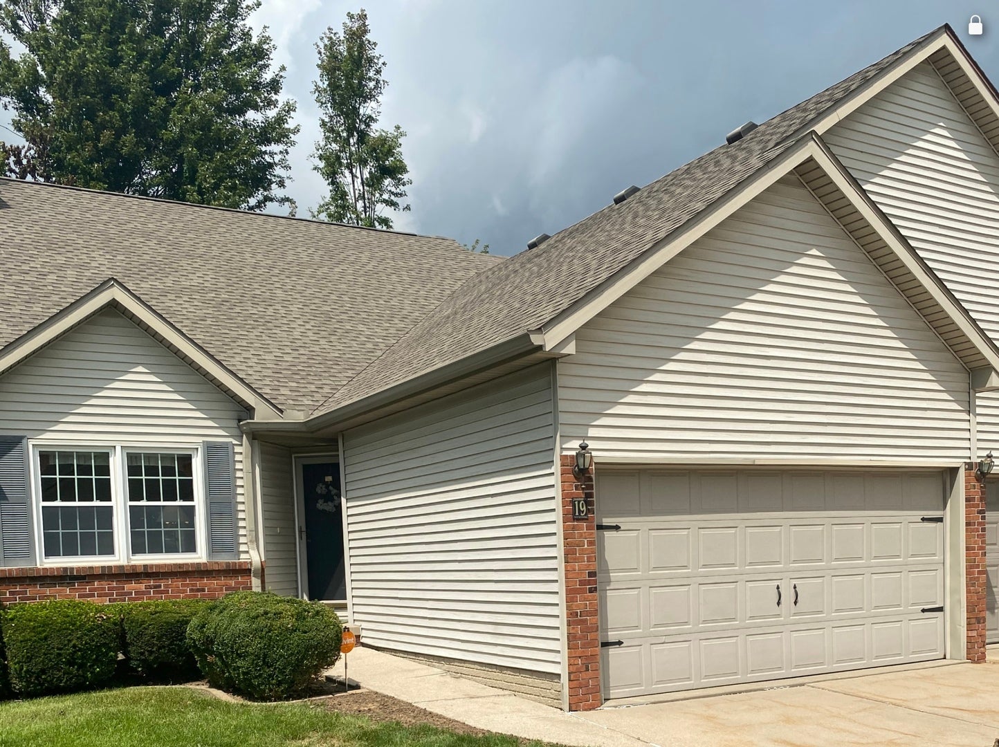 19 Crystal Court — photo