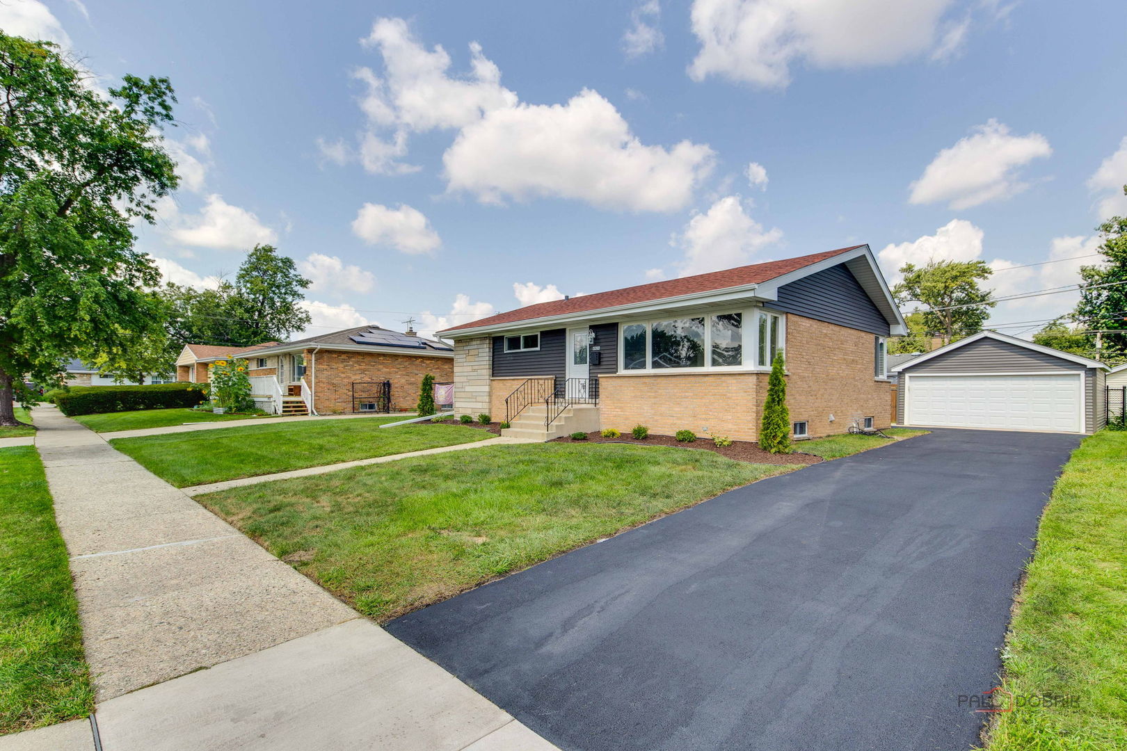 4929 W Randolph Street — photo
