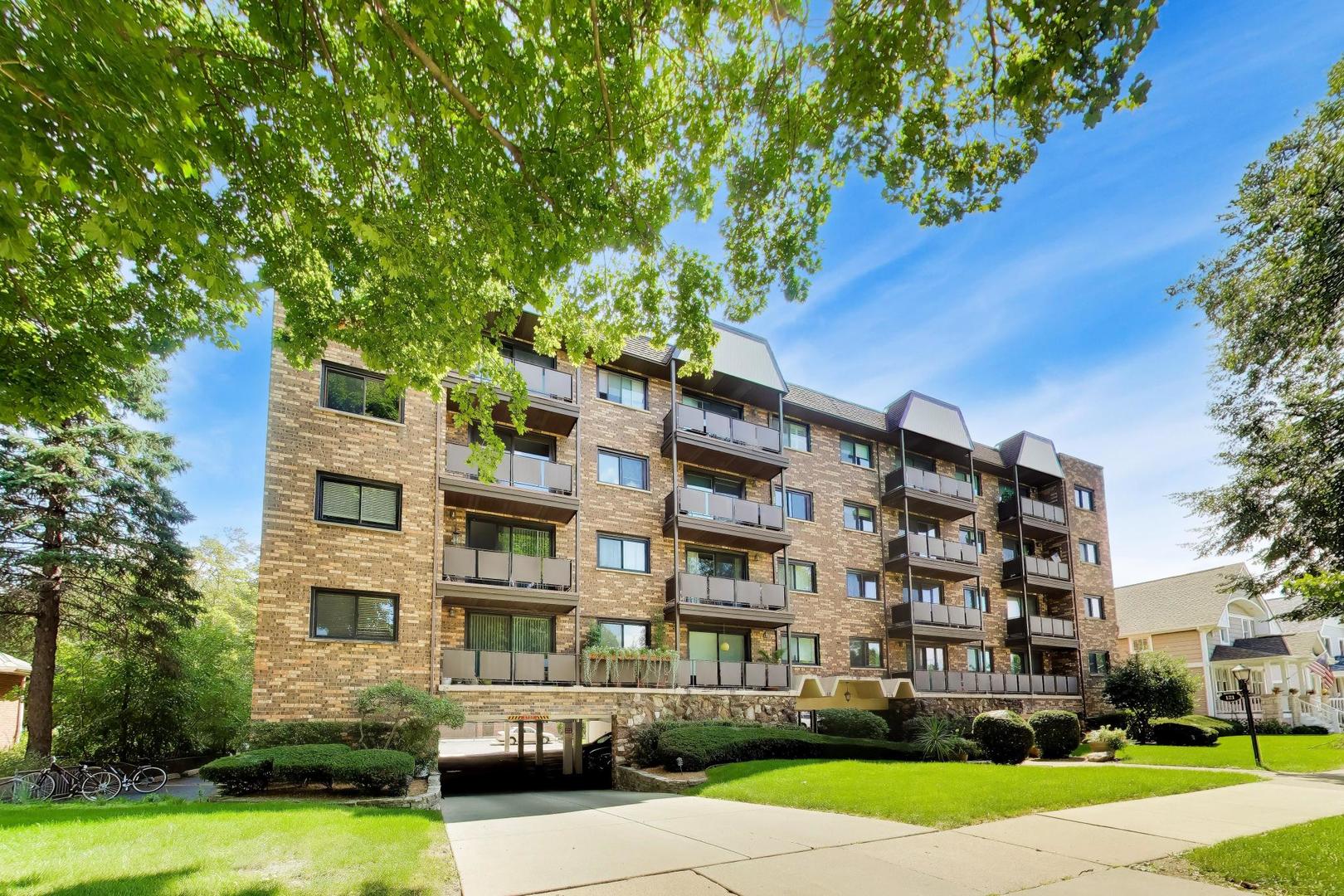 121 S Vail Avenue 406 — photo