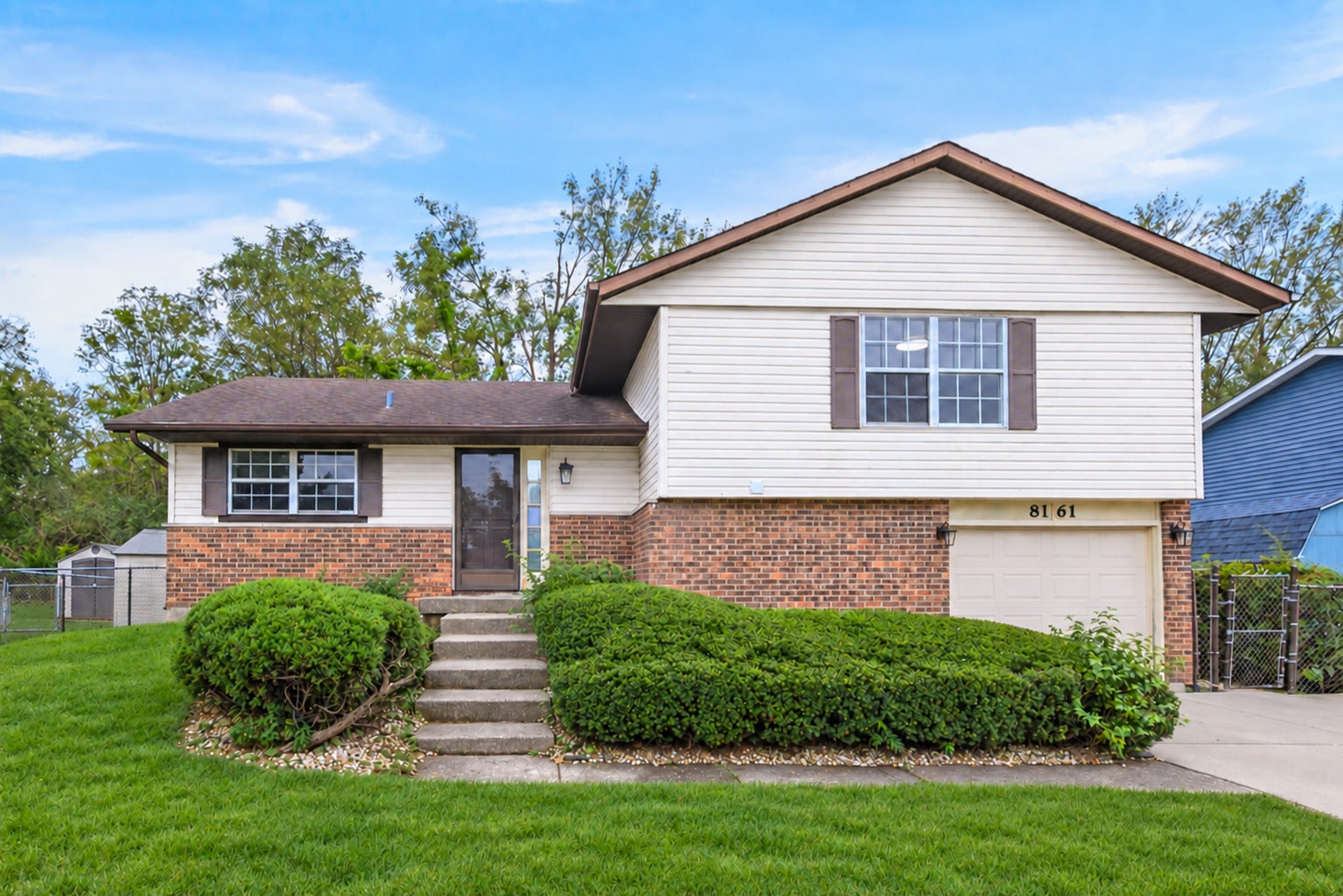 8161 W Orchard Drive — photo