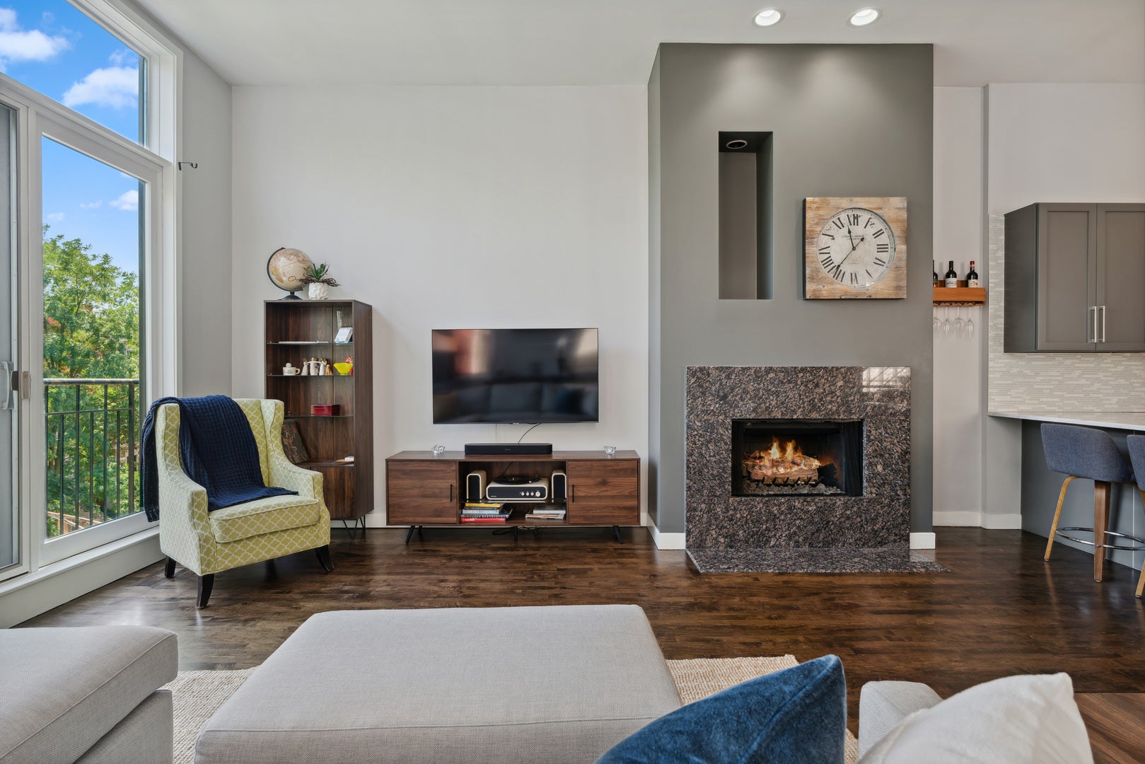 Home in Chicago, IL 60622 — photo 3