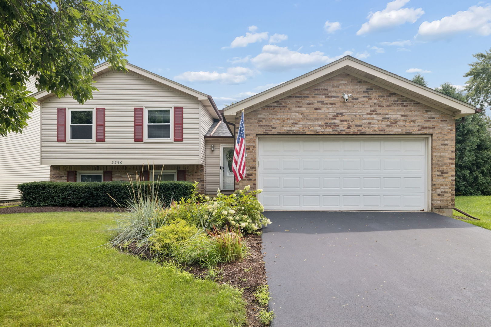 2296 Briarhill Drive — photo