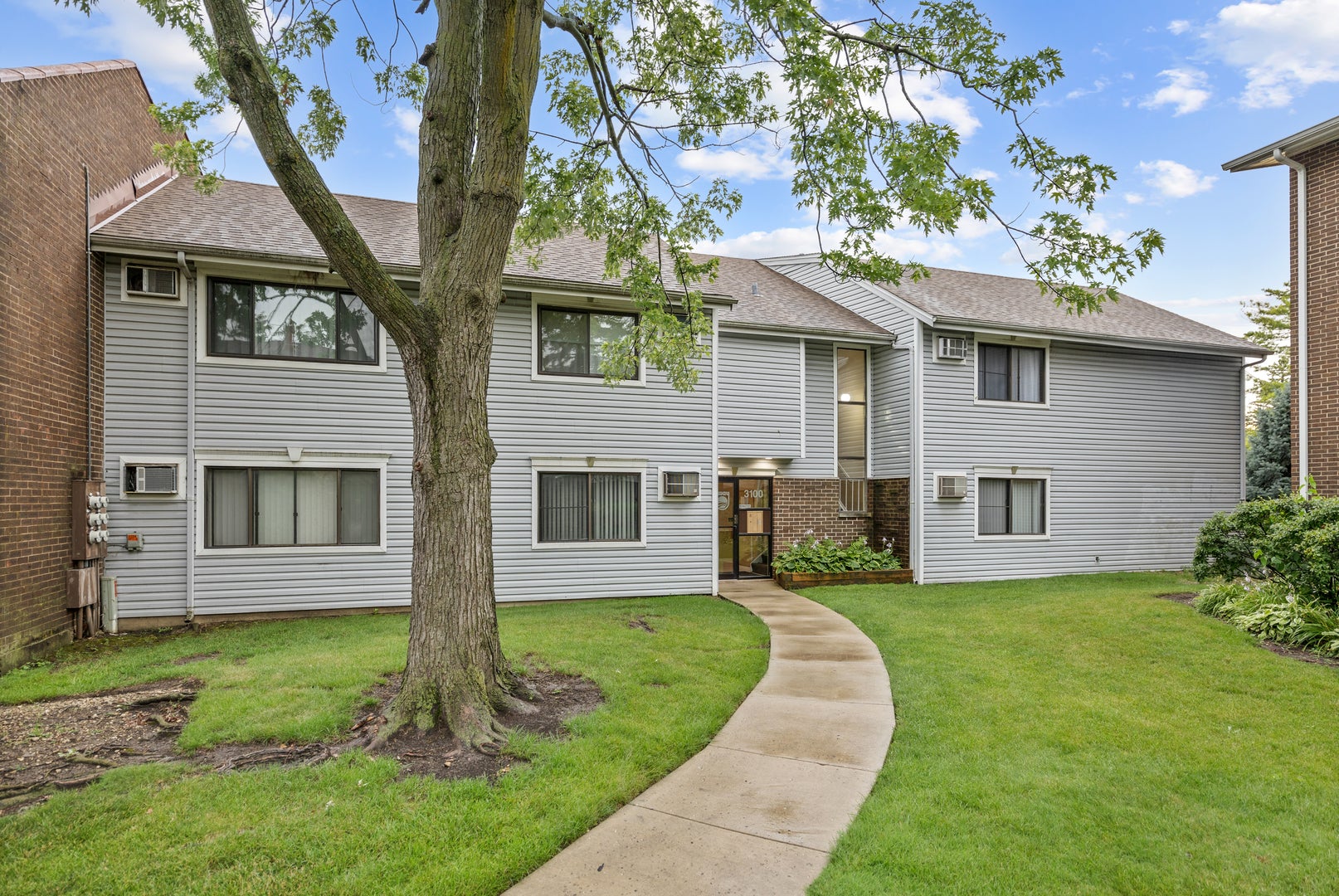 3100 Bayside Drive 3 — photo