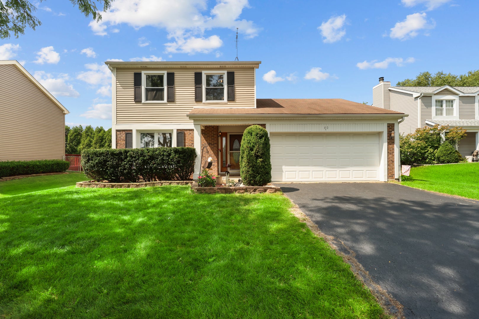 40 Rosewood Drive — photo