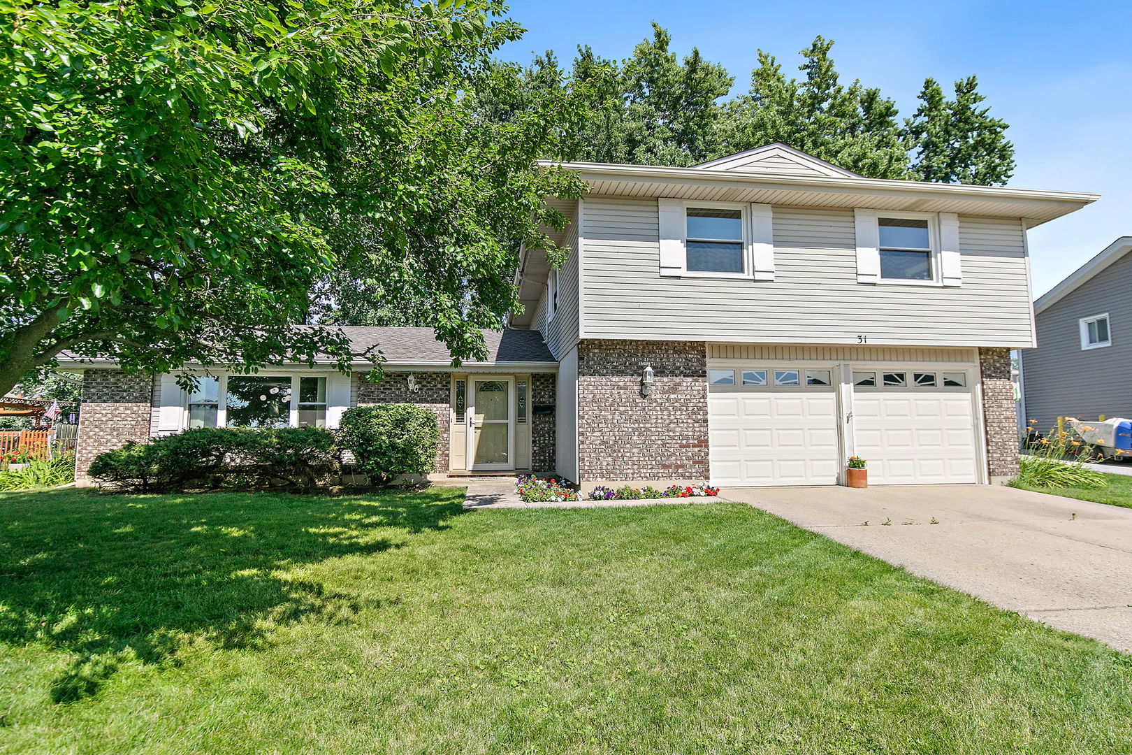 31 S Salem Drive — photo