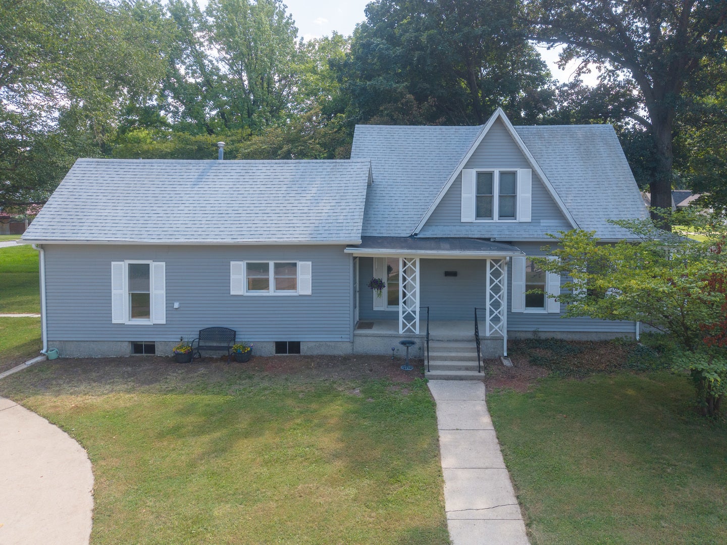 605 S Sycamore Street — photo